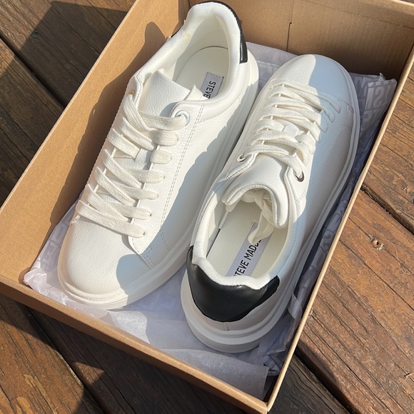 Steve Madden Charlie Sneaker - Picture 3 of 6